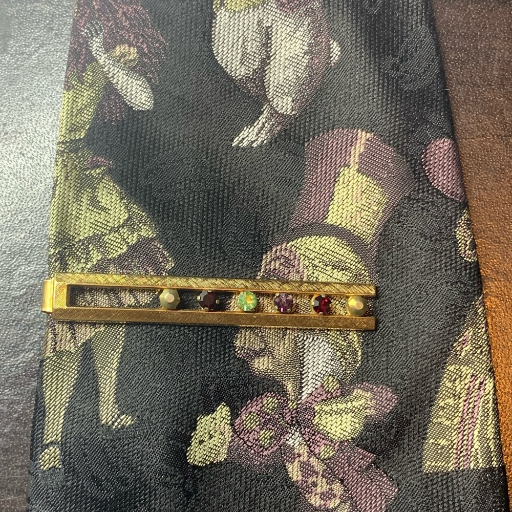 Anson Vintage Tie Clip w/ Multicolor Glass Stones